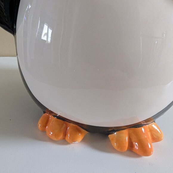CHRISTMAS PENGUIN VINTAGE COOKIE JAR - Picture 3 of 5
